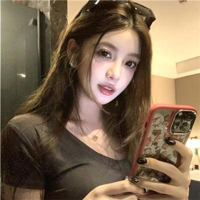 欲乱唇迷