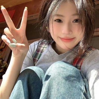 珍妮吻我